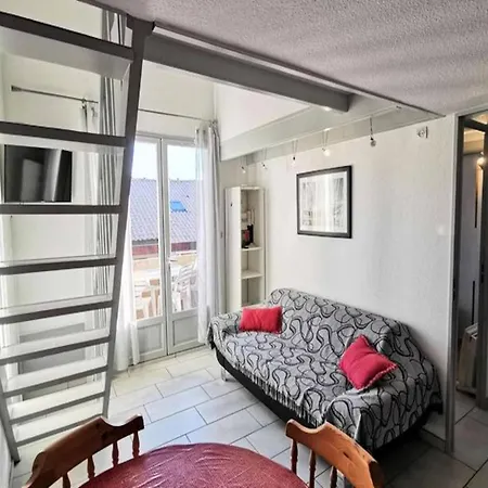 3 For 6 People Apartament *